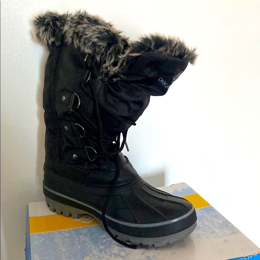 Black Fur-Lined Winter Boots
